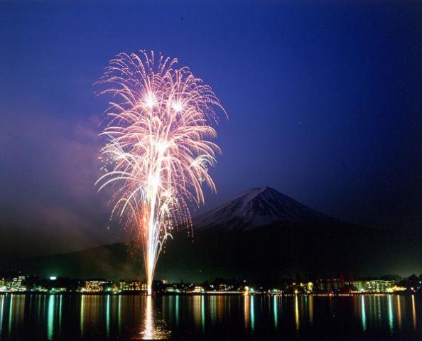 第14回冬花火・湖上の舞