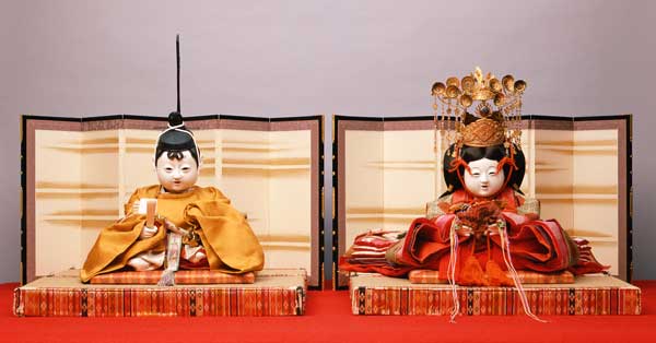 岩崎家の人形展 ― 桐村コレクションのお雛様を迎えて ― 岩崎家の人形展 ― 桐村コレクションのお雛様を迎えて ―