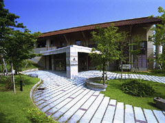 企画展 第1回九谷焼伝統工芸士会作品展 企画展 第1回九谷焼伝統工芸士会作品展
