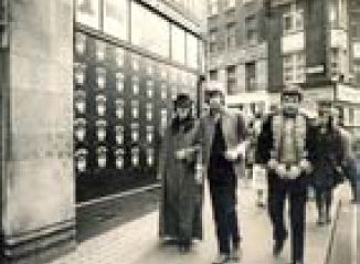 スウィンギン・ロンドン50’s-60’s ミニスカート・ロック・ベスパ−若者発のライフスタイル革命 スウィンギン・ロンドン50’s-60’s ミニスカート・ロック・ベスパ−若者発のライフスタイル革命