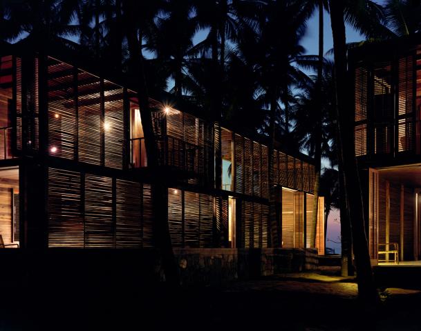 夏の家 MOMAT Pavilion designed and built by Studio Mumbai 夏の家 MOMAT Pavilion designed and built by Studio Mumbai
