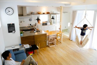ツナガルカタチ ~家族をはぐくむ これからの住まい~ ツナガルカタチ ~家族をはぐくむ これからの住まい~
