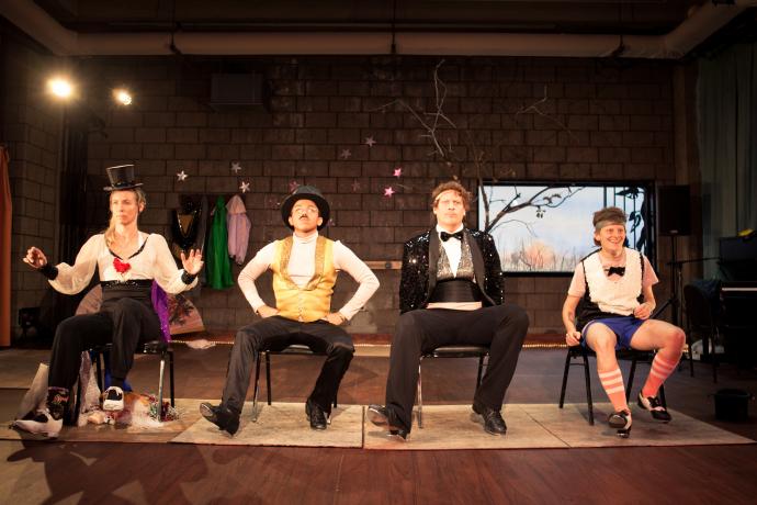 KYOTO EXPERIMENT 2014 公式プログラム ティナ・サッター / ハーフ・ストラドル『House of Dance』 KYOTO EXPERIMENT 2014 公式プログラム ティナ・サッター / ハーフ・ストラドル『House of Dance』