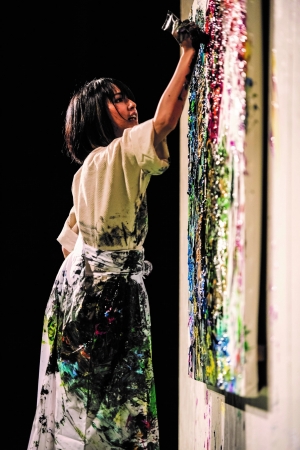 小松美羽ライブペイント in旧嵯峨御所 大本山 大覚寺 小松美羽ライブペイント in旧嵯峨御所 大本山 大覚寺