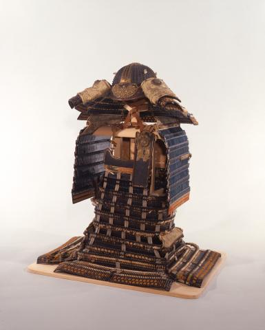 令和3年度夏季展「美しき備え ―大名細川家の武具・戦着―」 令和3年度夏季展「美しき備え ―大名細川家の武具・戦着―」
