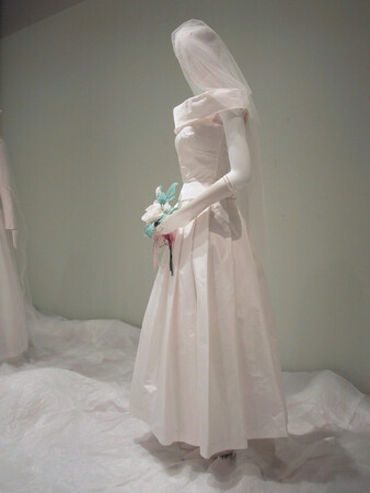 神戸ファッション都市宣言50周年記念　特別展「祝祭の景色～世界の結婚式～」