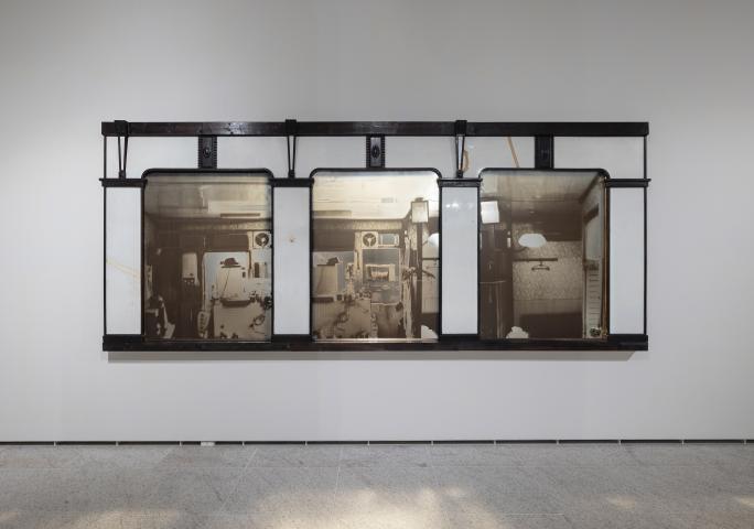 鈴木のぞみ 展覧会『Slow Glass - The Mirror, the Window, and the Door』