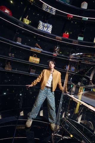 ルイ・ヴィトン「ビジョナリー・ジャーニー」展 ルイ・ヴィトン「ビジョナリー・ジャーニー」展