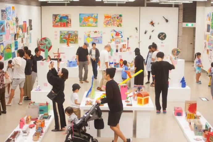 Visions Palette 大展覧会 2025 トゲあるリンゴはロマンスの味